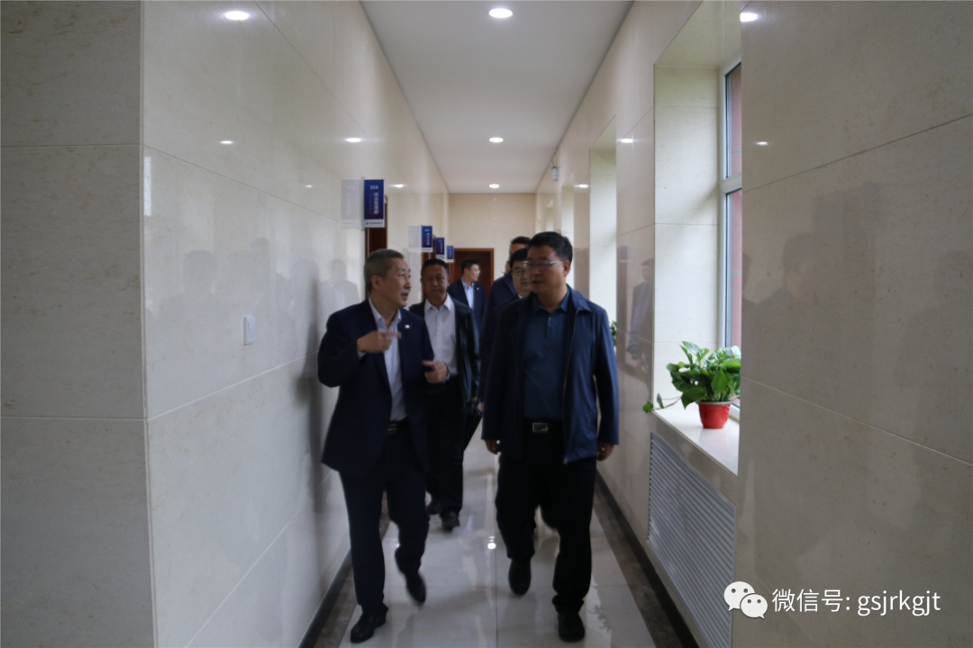 汪尚学一行到金控甘南担保调研指导工作