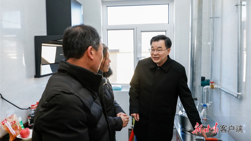 胡昌升在榆中县调研灾后恢复重建工作时强调从细节入手抓服务保障确保群众温暖过冬安心过节